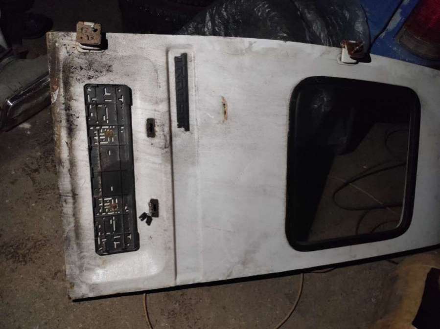 Дверь задняя левая Ford Transit 2 restailing 1996г. | Фото № 1 Дверь задняя левая Ford Transit 2 restailing 1996г. - Фото 1