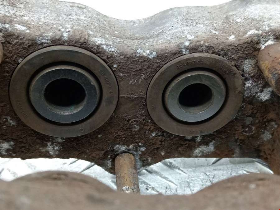 Суппорт задний левый Porsche Cayenne (955/957) (2002-2010) Внедорожник 5дв. 2005г. | Фото № 5 Суппорт задний левый Porsche Cayenne (955/957) (2002-2010) Внедорожник 5дв. 2005г. - Фото 5