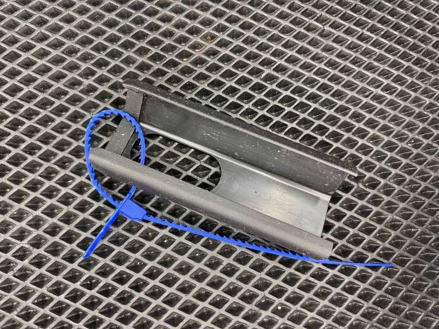 C2C360157W93A66410AA Пластик  Jaguar XF X250 CC9 2011г. | Фото № 5  C2C360157W93A66410AA Пластик  Jaguar XF X250 CC9 2011г. - Фото 5