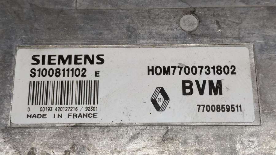 SIEMENSBVMHOM77007318027700859511S100811102E Блок управления двигателем Renault 19 2 1995г. | Фото № 3 SIEMENSBVMHOM77007318027700859511S100811102E Блок управления двигателем Renault 19 2 1995г. - Фото 3