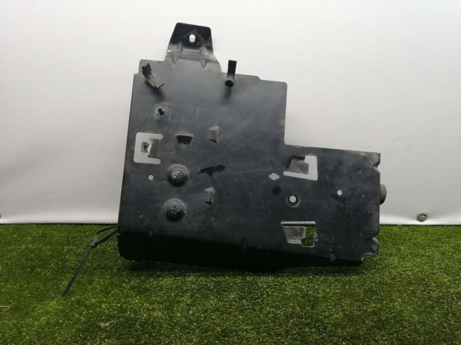 91168603 Крепление аккумулятора Opel Vivaro A 2002г. | Фото № 1 91168603 Крепление аккумулятора Opel Vivaro A 2002г. - Фото 1