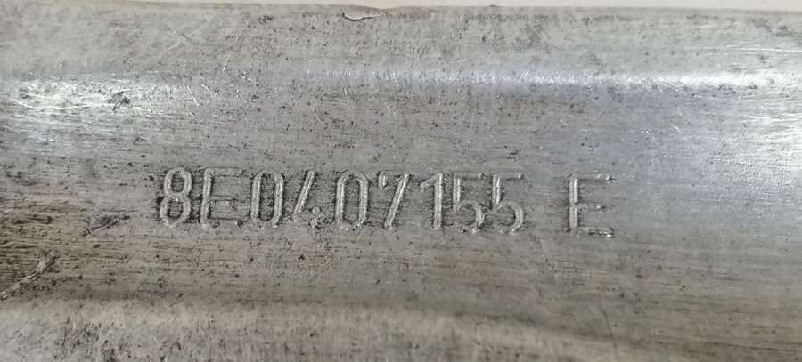 8E0407155E Рычаг передний правый  Audi A4 B7 универсал 2006г. | Фото № 2  8E0407155E Рычаг передний правый  Audi A4 B7 универсал 2006г. - Фото 2