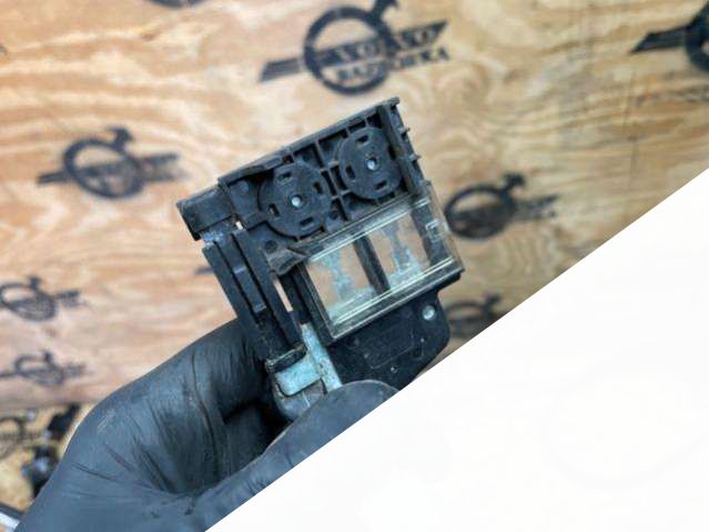 Предохранитель высоковольтный Volvo S60 Cross Country 2015г. | Фото № 1 Предохранитель высоковольтный Volvo S60 Cross Country 2015г. - Фото 1