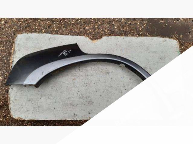 Молдинг крыла заднего правого Hyundai Terracan 2003г. | Фото № 1 Молдинг крыла заднего правого Hyundai Terracan 2003г. - Фото 1