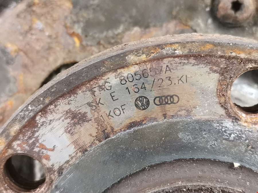 968738 Ступица (кулак цапфа) передняя левая Volkswagen Passat 6 (2005-2010) Универсал 2010г. | Фото № 3 968738 Ступица (кулак цапфа) передняя левая Volkswagen Passat 6 (2005-2010) Универсал 2010г. - Фото 3