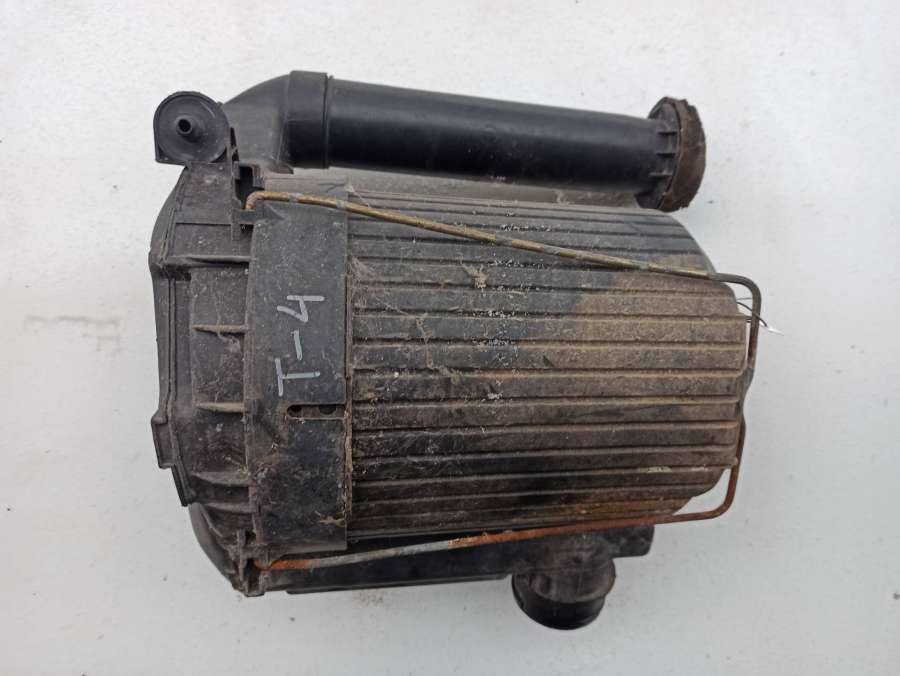 4420127989 Корпус воздушногo фильтра  Volkswagen Transporter T4 1994г. | Фото № 3  4420127989 Корпус воздушногo фильтра  Volkswagen Transporter T4 1994г. - Фото 3