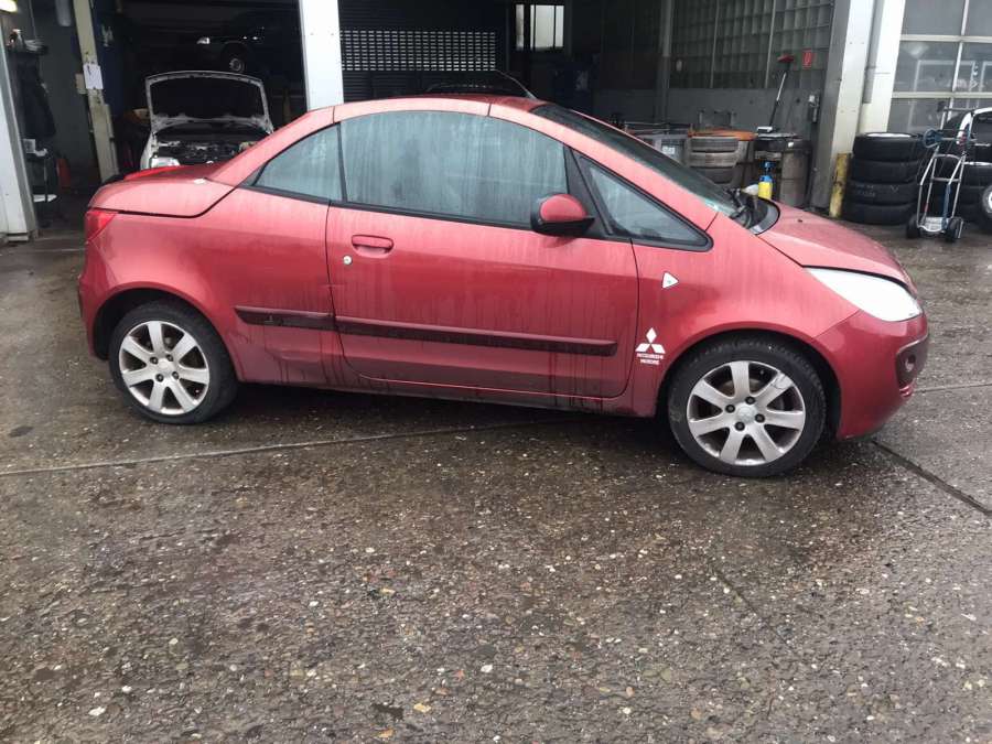 Дверь передняя левая Mitsubishi Colt 6 (2002-2012) Кабриолет 2006г. | Фото № 9 Дверь передняя левая Mitsubishi Colt 6 (2002-2012) Кабриолет 2006г. - Фото 9