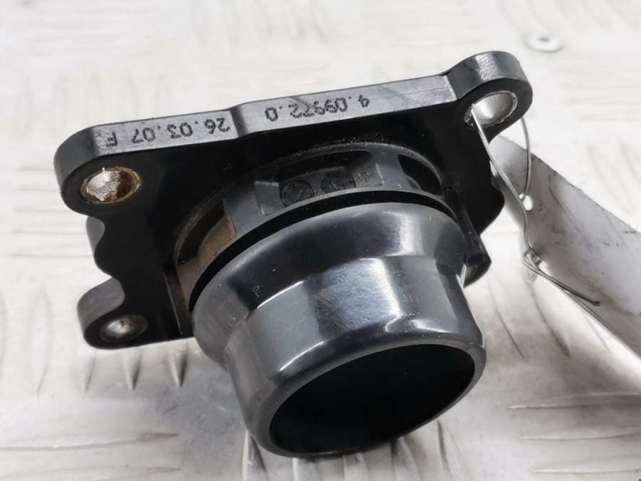 4099720 Корпус термостата BMW 5-Series (E60/E61) (2003-2010) Седан 2009г. | Фото № 2 4099720 Корпус термостата BMW 5-Series (E60/E61) (2003-2010) Седан 2009г. - Фото 2