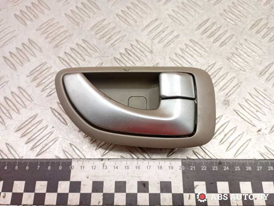 Ручка внутренняя передняя правая Hyundai Terracan 2005г. | Фото № 1 Ручка внутренняя передняя правая Hyundai Terracan 2005г. - Фото 1