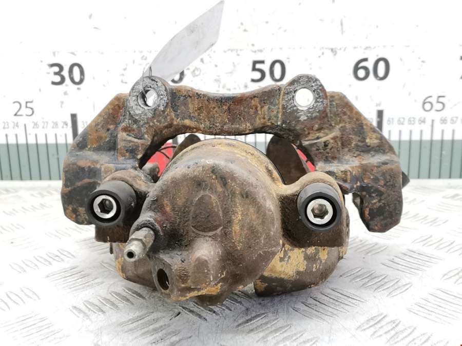 Суппорт передний правый Ford Focus 2 (2004-2011) Седан 2008г. | Фото № 2 Суппорт передний правый Ford Focus 2 (2004-2011) Седан 2008г. - Фото 2