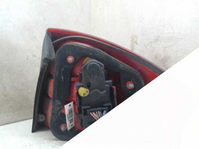 Фонарь,лево,зад Audi A6 (C5) (1997 - 2004) Седан 1998г. | Фото № 2 Фонарь,лево,зад Audi A6 (C5) (1997 - 2004) Седан 1998г. - Фото 2