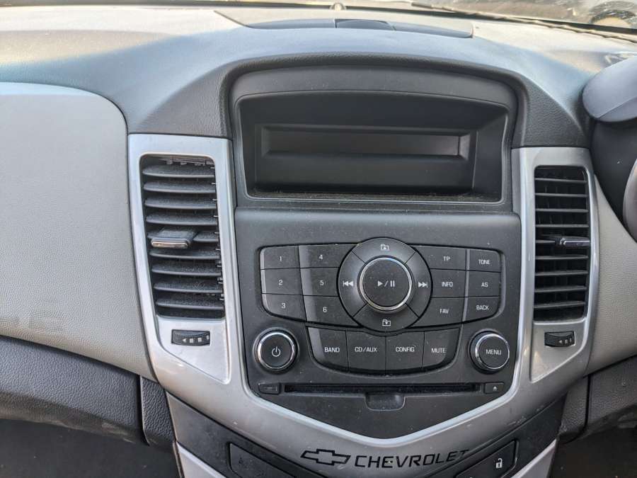 95062832 Накладка декоративная зеркала Chevrolet Cruze 2 (J300) (2008-2016) Универсал 2013г. | Фото № 13 95062832 Накладка декоративная зеркала Chevrolet Cruze 2 (J300) (2008-2016) Универсал 2013г. - Фото 13