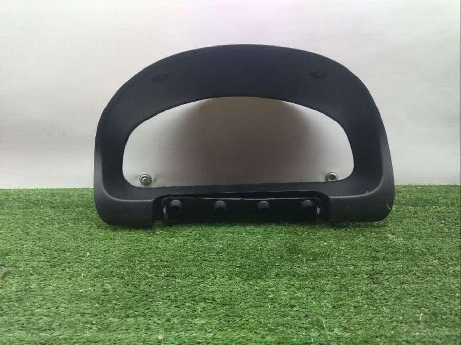 Кожух панели приборов Mazda 6 1 2002г. | Фото № 1 Кожух панели приборов Mazda 6 1 2002г. - Фото 1