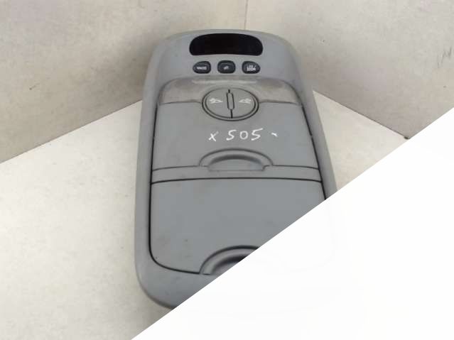 Фонарь салона (плафон) KIA Sorento I (2002 - 2009) Джип (5-дв) 2004г. | Фото № 1 Фонарь салона (плафон) KIA Sorento I (2002 - 2009) Джип (5-дв) 2004г. - Фото 1