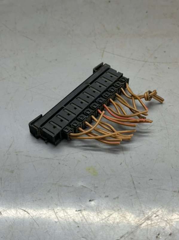 0025467940 Разъем каншины  Mercedes-Benz w210 1 1997г. | Фото № 4  0025467940 Разъем каншины  Mercedes-Benz w210 1 1997г. - Фото 4