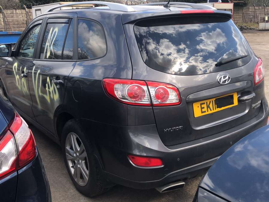 5WY81J9B Блок управления центральным замком Hyundai Santa Fe 2 (CM) (2005-2012) Внедорожник 5дв. 2011г. | Фото № 16 5WY81J9B Блок управления центральным замком Hyundai Santa Fe 2 (CM) (2005-2012) Внедорожник 5дв. 2011г. - Фото 16