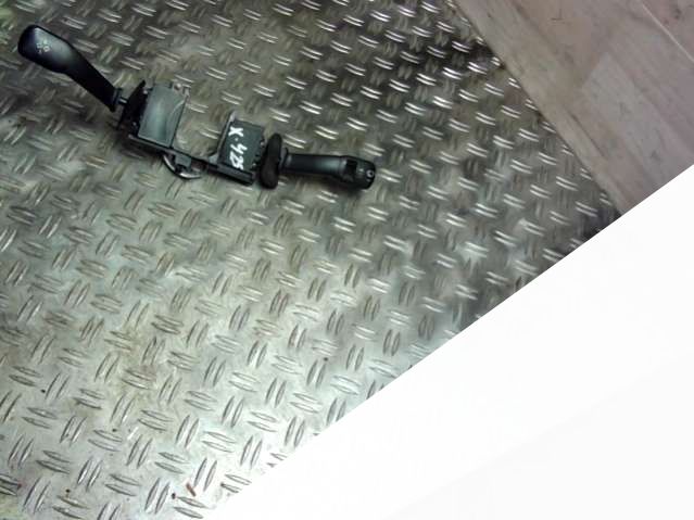 Переключатель подрулевой (стрекоза) BMW 5 E39 (1996 - 2003) Универсал 1997г. | Фото № 1 Переключатель подрулевой (стрекоза) BMW 5 E39 (1996 - 2003) Универсал 1997г. - Фото 1