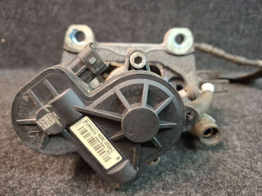 KG9C2D250C Суппорт тормозной задний правый  Ford Edge внедорожник 5 дв. 2020г. | Фото № 6  KG9C2D250C Суппорт тормозной задний правый  Ford Edge внедорожник 5 дв. 2020г. - Фото 6