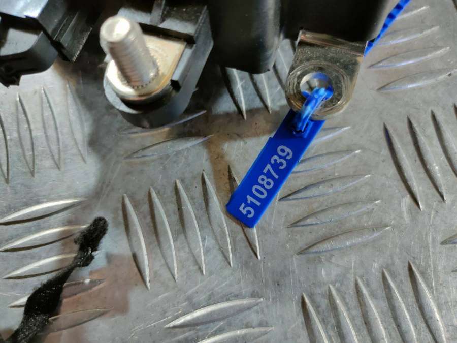 4E091518101990000064E0910181 Блок управления аккумулятором  Audi A8 D3/4E 2007г. | Фото № 7  4E091518101990000064E0910181 Блок управления аккумулятором  Audi A8 D3/4E 2007г. - Фото 7