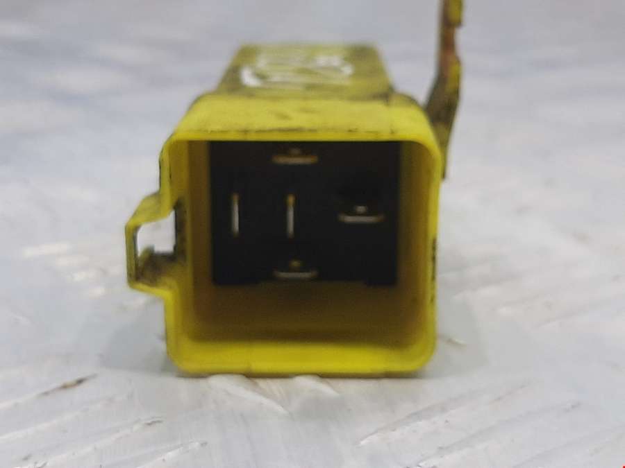 HJH-790080 Реле Volkswagen Golf Plus (2005-2013) Хетчбэк 5дв. 2006г. | Фото № 3 HJH-790080 Реле Volkswagen Golf Plus (2005-2013) Хетчбэк 5дв. 2006г. - Фото 3