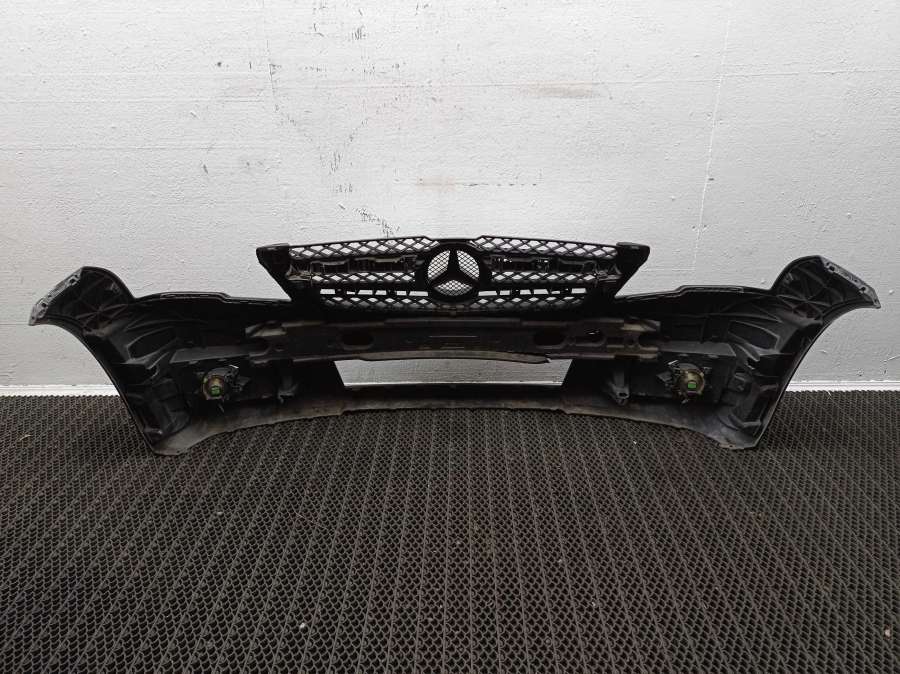 Бампер передний Mercedes GLK Джип 2010г. | Фото № 5 Бампер передний Mercedes GLK Джип 2010г. - Фото 5