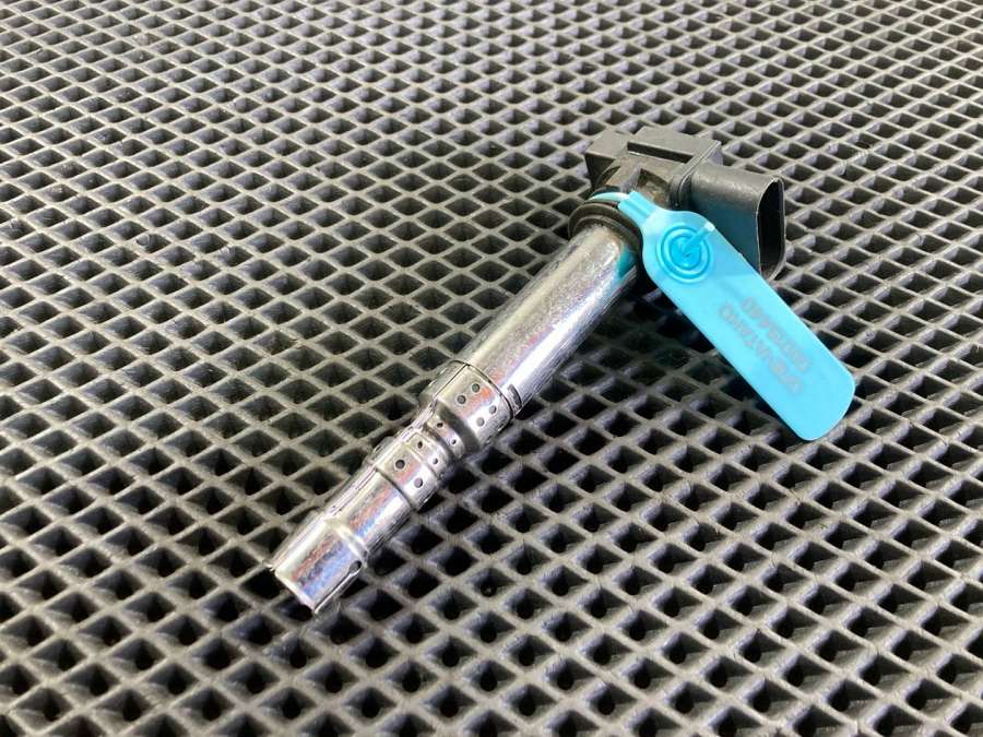 004010203107C905715A Катушка зажигания  Audi A8 D3/4E 2006г. | Фото № 4  004010203107C905715A Катушка зажигания  Audi A8 D3/4E 2006г. - Фото 4