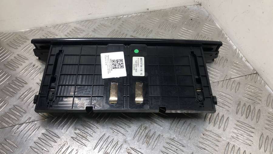 5.116919911892E+17 Бардачок BMW 5 GT хетчбэк 5 дв. 2011г. | Фото № 2 5.116919911892E+17 Бардачок BMW 5 GT хетчбэк 5 дв. 2011г. - Фото 2