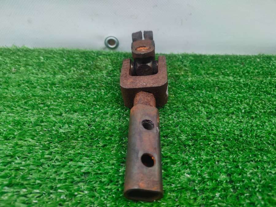 1H0419955 Рулевой карданчик  Volkswagen Golf 3 1993г. | Фото № 3  1H0419955 Рулевой карданчик  Volkswagen Golf 3 1993г. - Фото 3