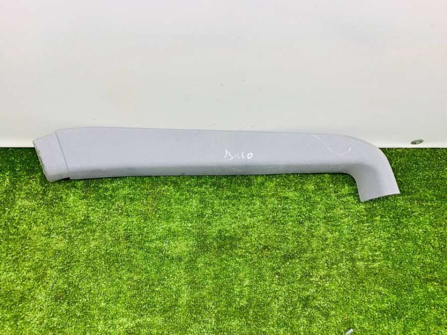 A6387470871  Обшивка крышки багажника правая   Mercedes-Benz V-class W638 2001г. | Фото № 2  A6387470871  Обшивка крышки багажника правая   Mercedes-Benz V-class W638 2001г. - Фото 2