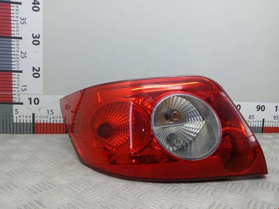 8200142688 Фонарь задний левый Renault Megane 2 (2002-2009) Кабриолет 2005г. | Фото № 1 8200142688 Фонарь задний левый Renault Megane 2 (2002-2009) Кабриолет 2005г. - Фото 1