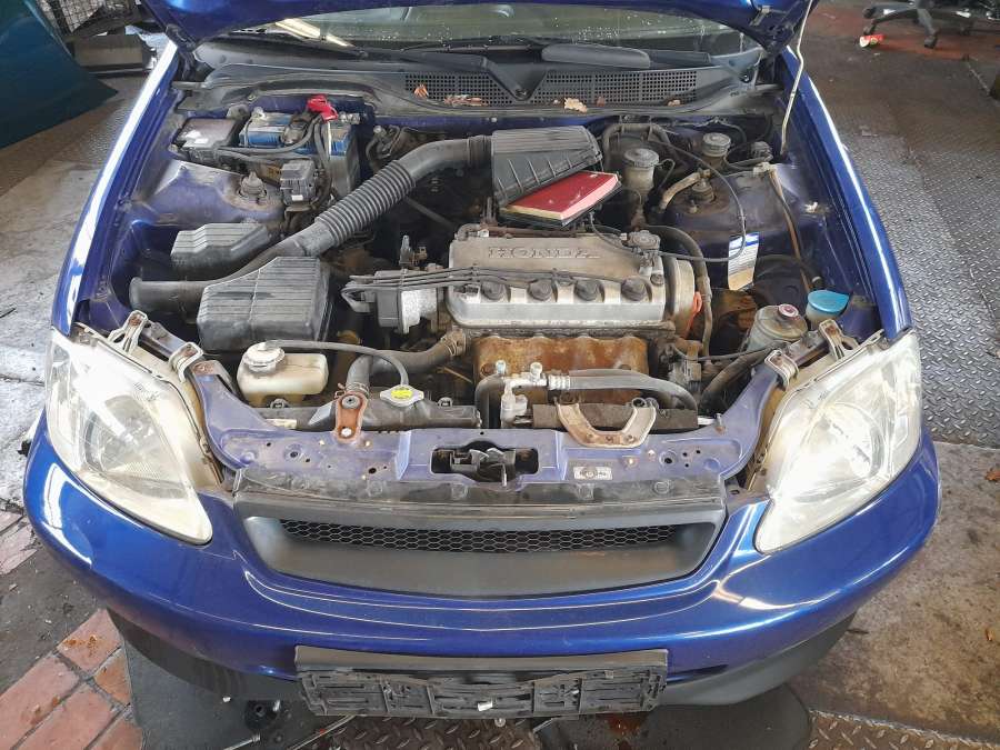 Блок предохранителей Honda Civic 6 (1995-2002) Хетчбэк 3дв. 2000г. | Фото № 9 Блок предохранителей Honda Civic 6 (1995-2002) Хетчбэк 3дв. 2000г. - Фото 9