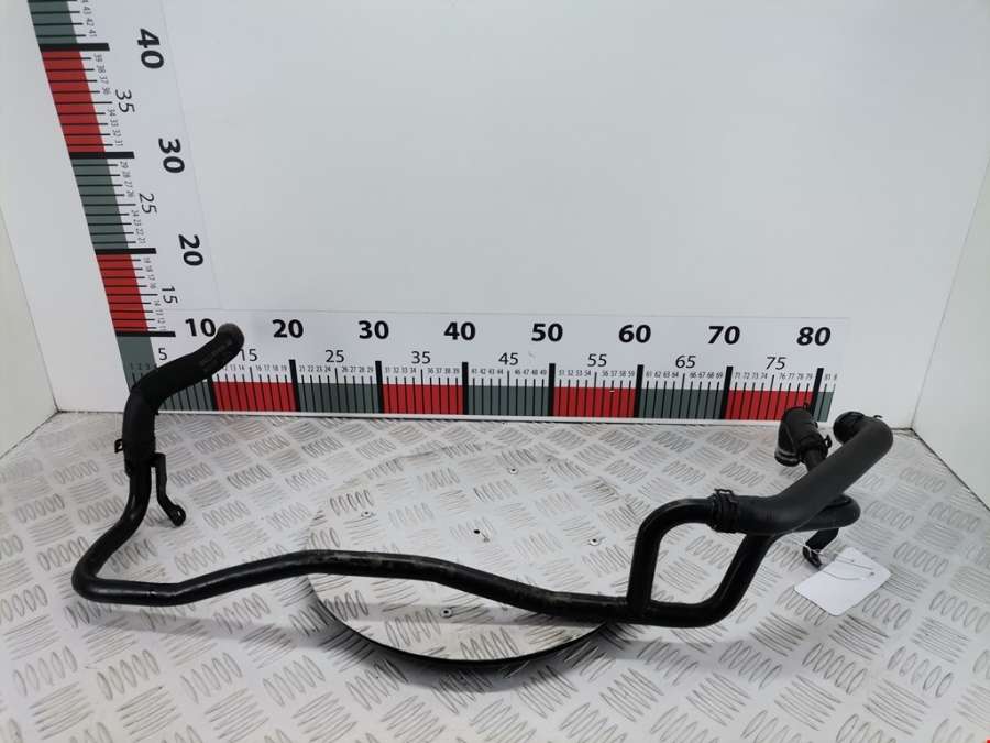 9X239Y439AD Патрубок системы охлаждения Jaguar XF (X250) (2007-2015) Седан 2009г. | Фото № 2 9X239Y439AD Патрубок системы охлаждения Jaguar XF (X250) (2007-2015) Седан 2009г. - Фото 2