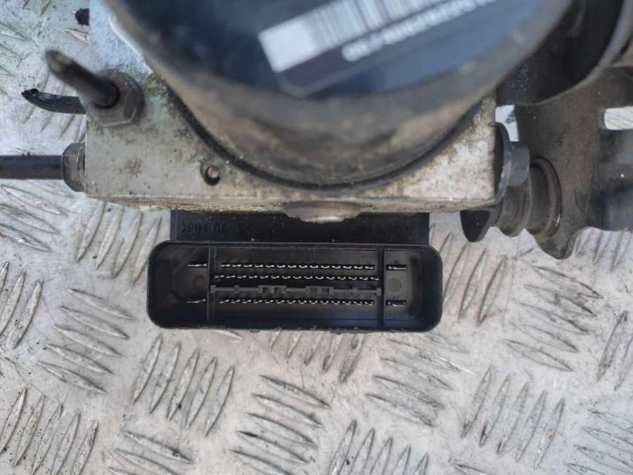 Блок АБС (ABS) Skoda Octavia A5 2006г. | Фото № 5 Блок АБС (ABS) Skoda Octavia A5 2006г. - Фото 5