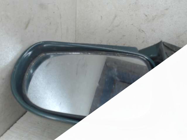 Стекло бокового зеркала,право,перед Suzuki Baleno (1995 - 2002) Универсал 1998г. | Фото № 2 Стекло бокового зеркала,право,перед Suzuki Baleno (1995 - 2002) Универсал 1998г. - Фото 2