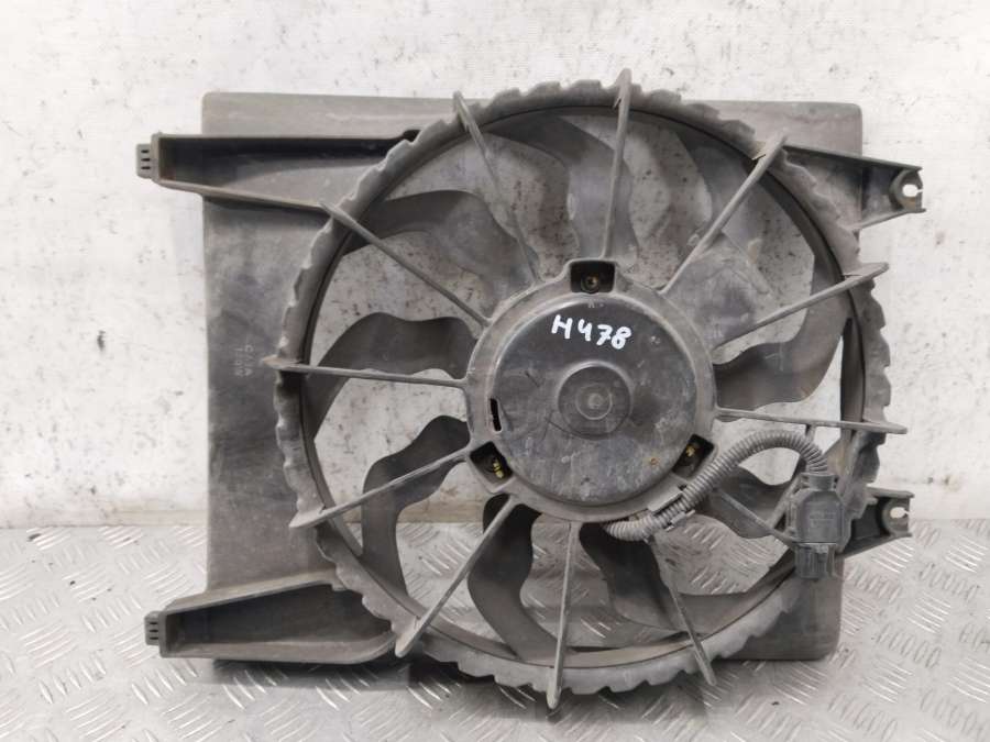 Вентилятор радиатора Hyundai Santa Fe 2008г. | Фото № 2 Вентилятор радиатора Hyundai Santa Fe 2008г. - Фото 2