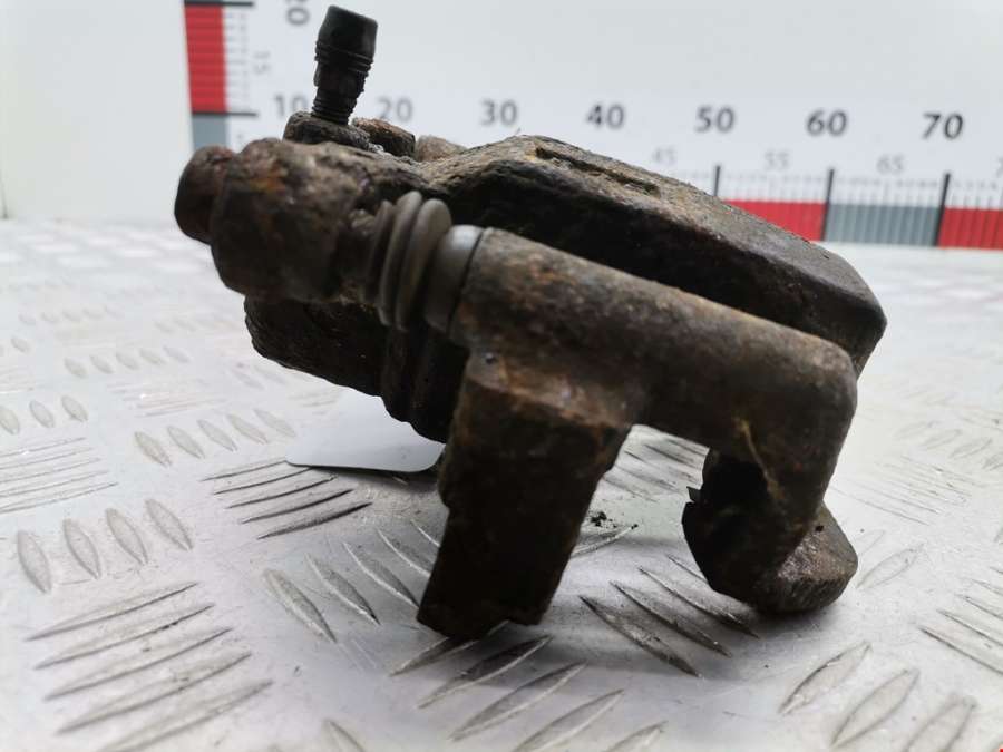 Суппорт задний левый Renault Koleos (2008-2016) Внедорожник 5дв. 2008г. | Фото № 4 Суппорт задний левый Renault Koleos (2008-2016) Внедорожник 5дв. 2008г. - Фото 4