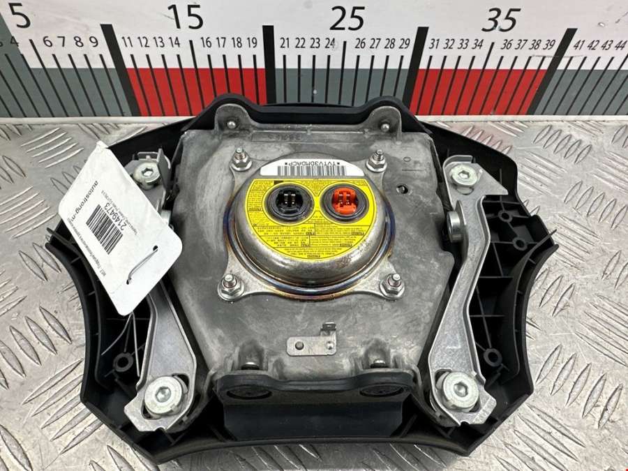 Подушка безопасности в рулевое колесо Toyota Land Cruiser Prado 3 (J120) (2002-2009) Внедорожни 2008г. | Фото № 3 Подушка безопасности в рулевое колесо Toyota Land Cruiser Prado 3 (J120) (2002-2009) Внедорожни 2008г. - Фото 3