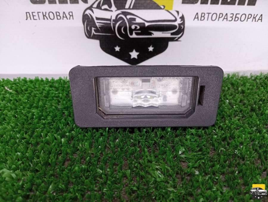 63267193293 Подсветка номера  BMW X1 F48 2018г. | Фото № 2  63267193293 Подсветка номера  BMW X1 F48 2018г. - Фото 2