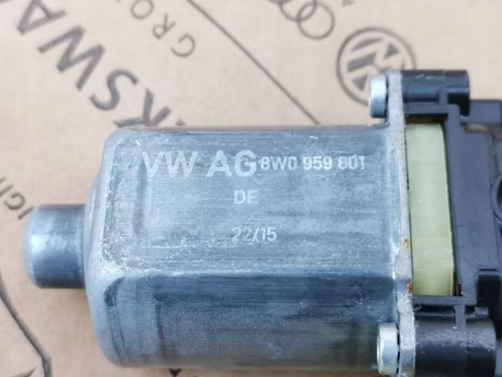 8W0959801 Моторчик стеклоподъемника Audi E-tron 1 поколение (2018-2024) 2018г. | Фото № 13 8W0959801 Моторчик стеклоподъемника Audi E-tron 1 поколение (2018-2024) 2018г. - Фото 13