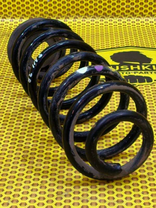 3C0511115AE Пружина подвески  Volkswagen Tiguan 5N1 2012г. | Фото № 6  3C0511115AE Пружина подвески  Volkswagen Tiguan 5N1 2012г. - Фото 6