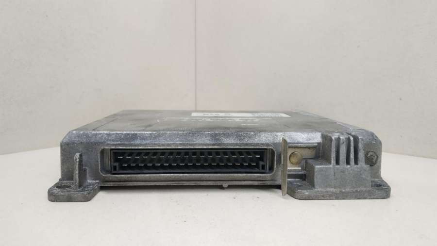SIEMENSBVMHOM77007318027700859511S100811102E Блок управления двигателем  Renault 5 2 1994г. | Фото № 2  SIEMENSBVMHOM77007318027700859511S100811102E Блок управления двигателем  Renault 5 2 1994г. - Фото 2