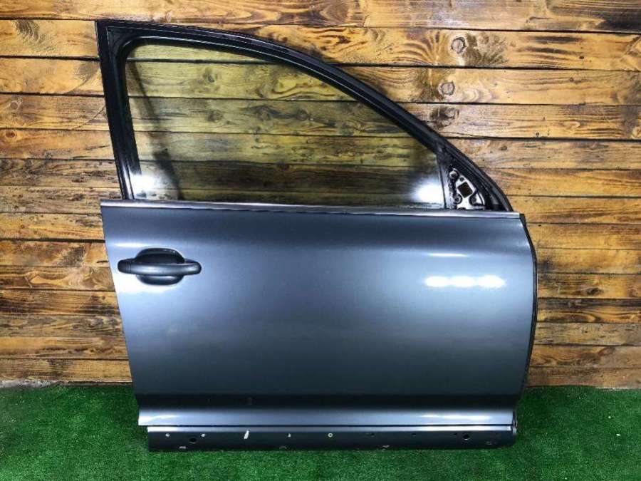 Дверь передняя правая  Volkswagen Touareg 1 2005г. | Фото № 1   Дверь передняя правая  Volkswagen Touareg 1 2005г. - Фото 1