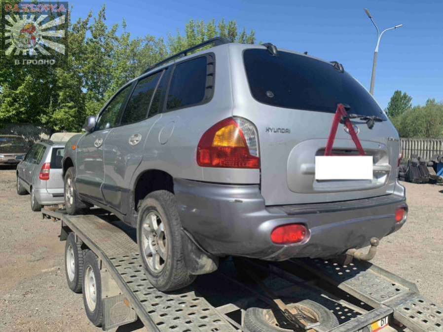 Передняя панель (телевизор) Hyundai Santa Fe (SM) 2002г. | Фото № 1 Передняя панель (телевизор) Hyundai Santa Fe (SM) 2002г. - Фото 1