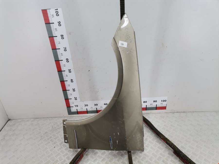 Крыло переднее левое Mercedes C-Class (W204) (2006-2015) Седан 2008г. | Фото № 1 Крыло переднее левое Mercedes C-Class (W204) (2006-2015) Седан 2008г. - Фото 1