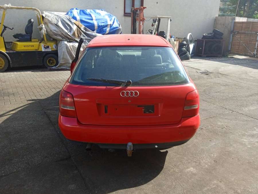 06B121121 Фланец (штуцер системы охлаждения тройник) Audi A4 B5 (1994-2001) Универсал 2000г. | Фото № 10 06B121121 Фланец (штуцер системы охлаждения тройник) Audi A4 B5 (1994-2001) Универсал 2000г. - Фото 10