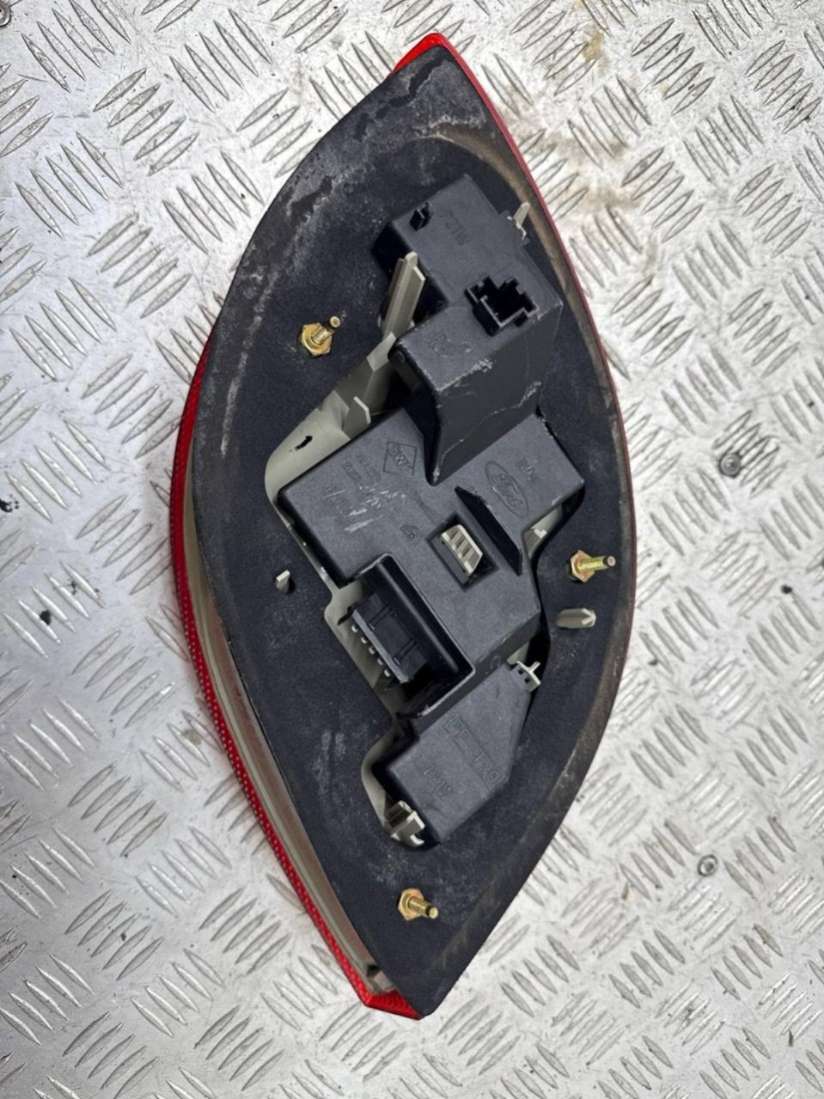 Фонарь задний правый Ford KA 1 2000г. | Фото № 3 Фонарь задний правый Ford KA 1 2000г. - Фото 3