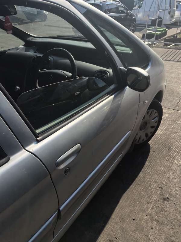 Бампер передний CITROEN XSARA PICASSO 0000г. | Фото № 3 Бампер передний CITROEN XSARA PICASSO 0000г. - Фото 3