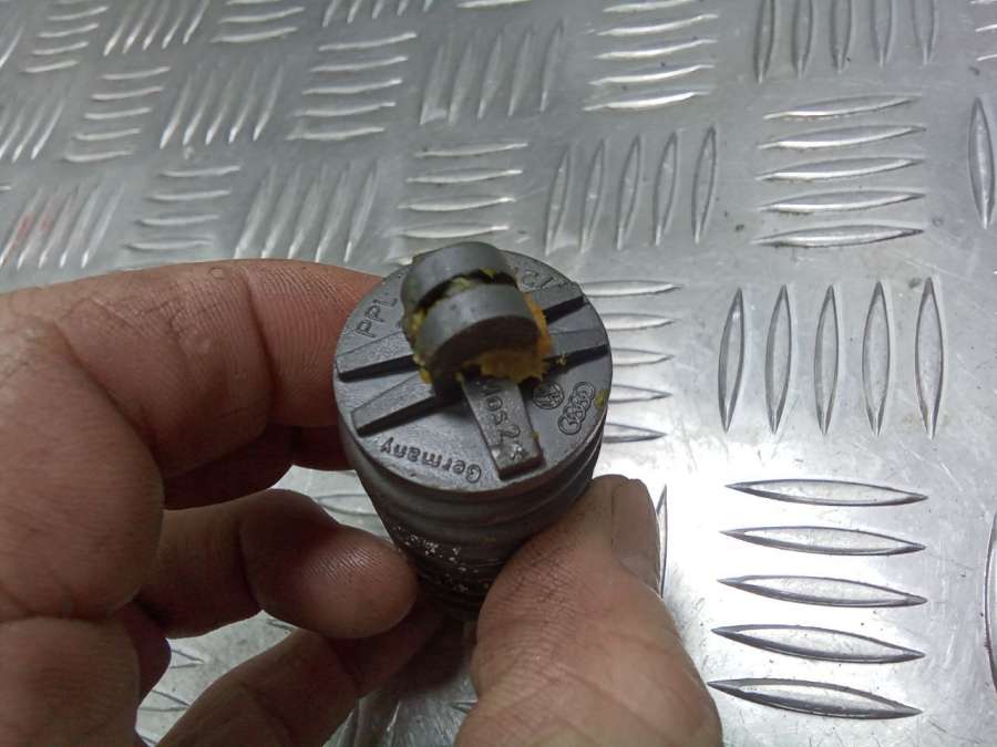 1J2721421 Пружина прижимная Skoda Octavia A5 restailing 2010г. | Фото № 3 1J2721421 Пружина прижимная Skoda Octavia A5 restailing 2010г. - Фото 3