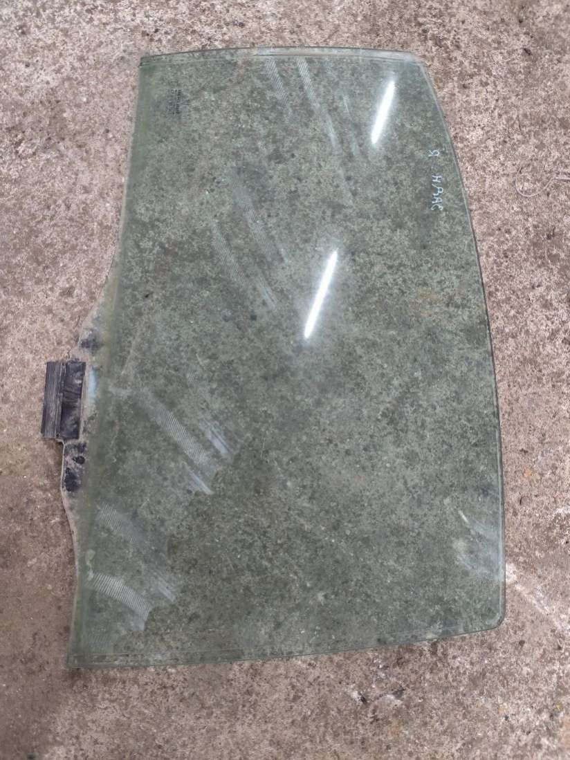 Стекло двери задней правой Peugeot 607 2002г. | Фото № 1 Стекло двери задней правой Peugeot 607 2002г. - Фото 1