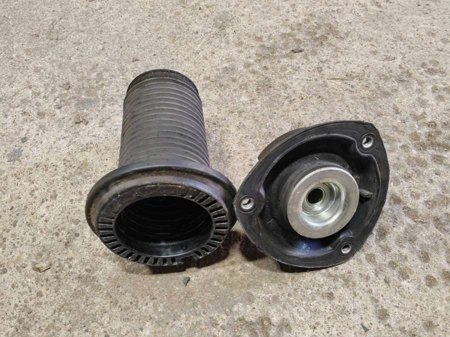 5Q0412331F Опора амортизатора верхняя (чашка)  Skoda Volkswagen Touran 2 поколение (2015 - 2025),Volksw 0000г. | Фото № 4  5Q0412331F Опора амортизатора верхняя (чашка)  Skoda Volkswagen Touran 2 поколение (2015 - 2025),Volksw 0000г. - Фото 4